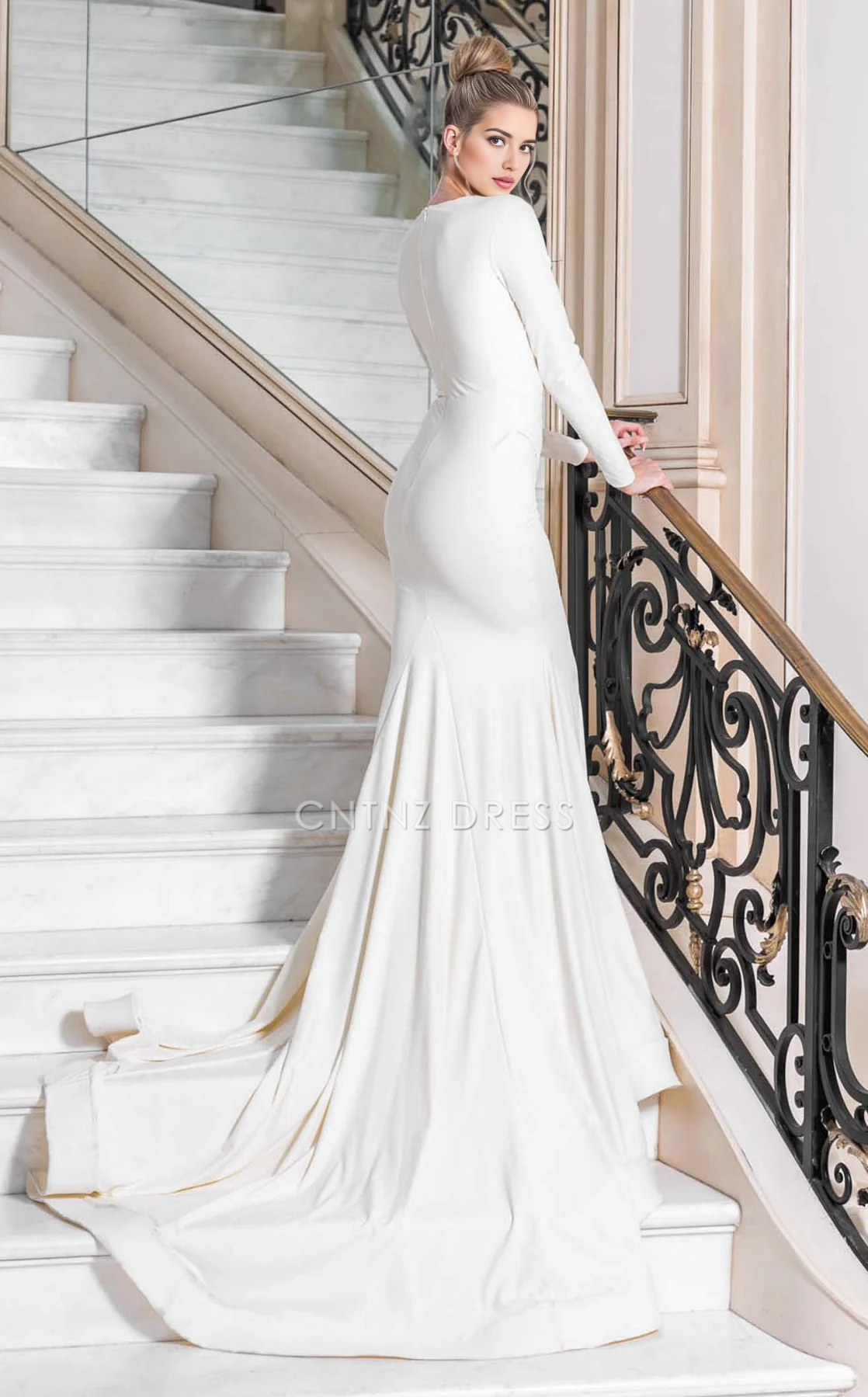 CNTNZ DRESS Fashion Mermaid Deep V Neck Long Sleeves Pleated Temperament Sweep Train Hot Sale Wedding Dress