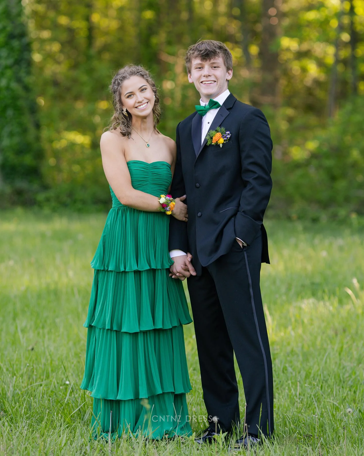 Wholesa A-line Strapless Ruffle Multi-Layer Green Long formal dresses Bridesmaid Dresses evening gown Prom Dress