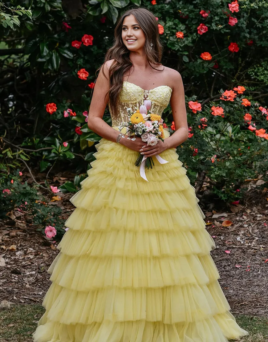 Wholesa A-Line Strapless Corset Tiered Long Yellow formal dresses evening gown Prom Dress with Appliques