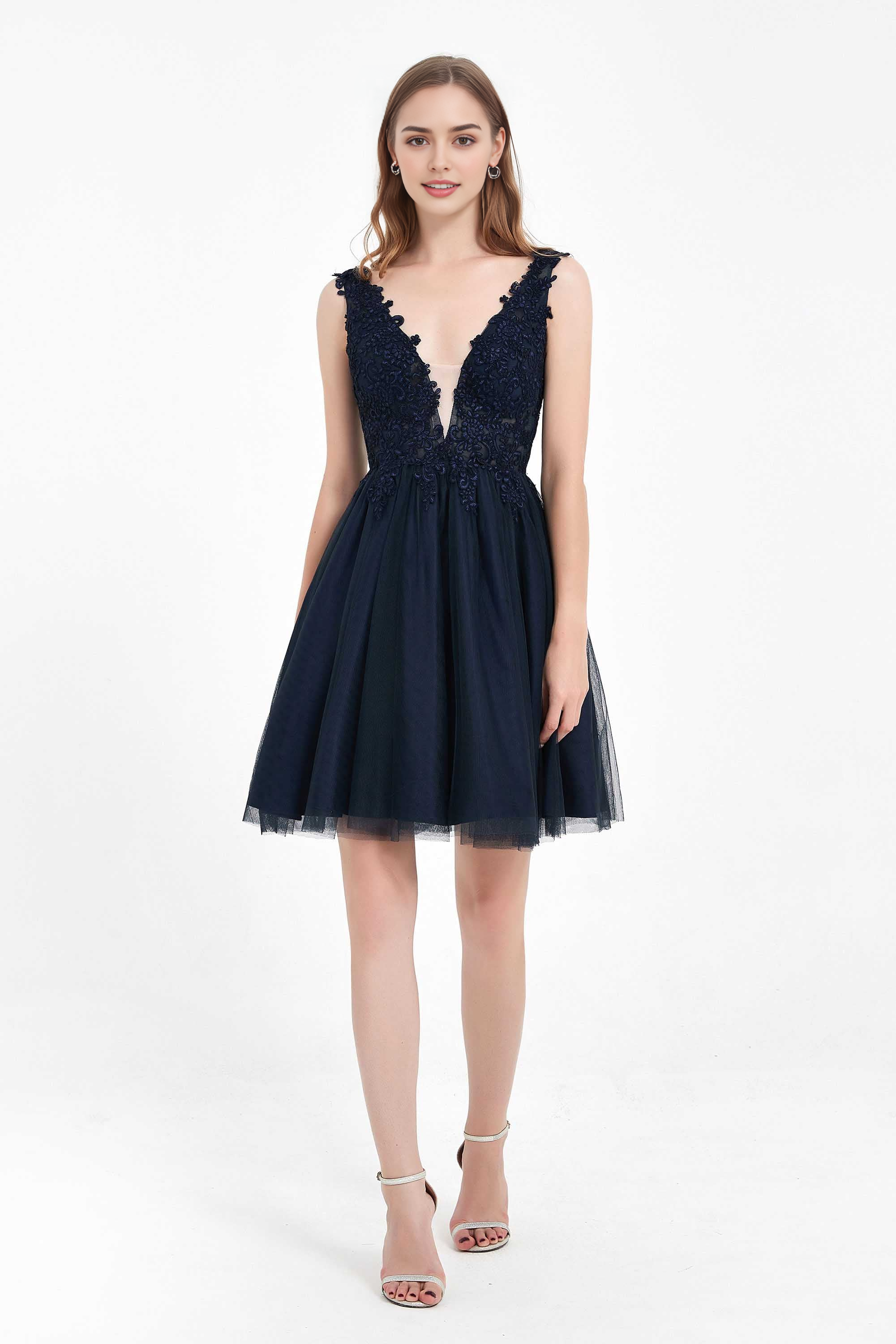 CNTNZ DRESS Exquisite A Line V Neck Sleeveless Backless Lace Applique Tulle Cute Dress Hot Sale Homecoming Dress