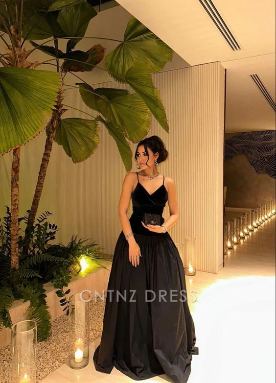 Wholesa A-line V-Neck Black Straps Long formal dresses Bridesmaid Dresses evening gown Prom Dress