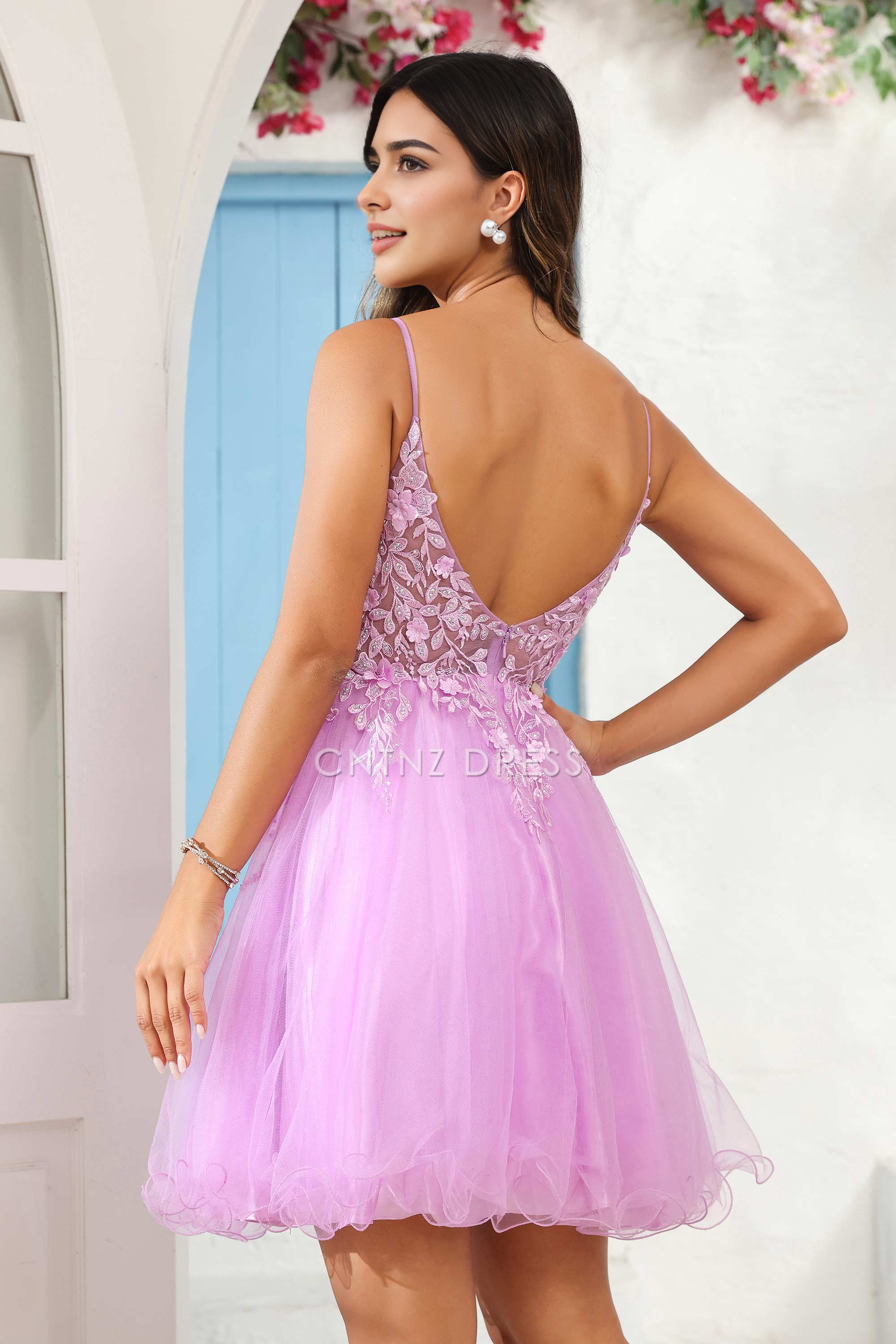 CNTNZ DRESS Exquisite A Line V Neck See-through Applique Tulle Backless Mini Dress Hot Sale Homecoming Dress