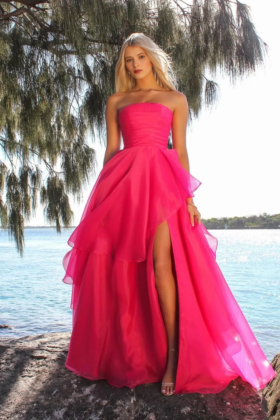 Glamorous Tulle A Line Strapless Tiers Ruffles With Split Evening Gowns Elegant Long Prom Dress
