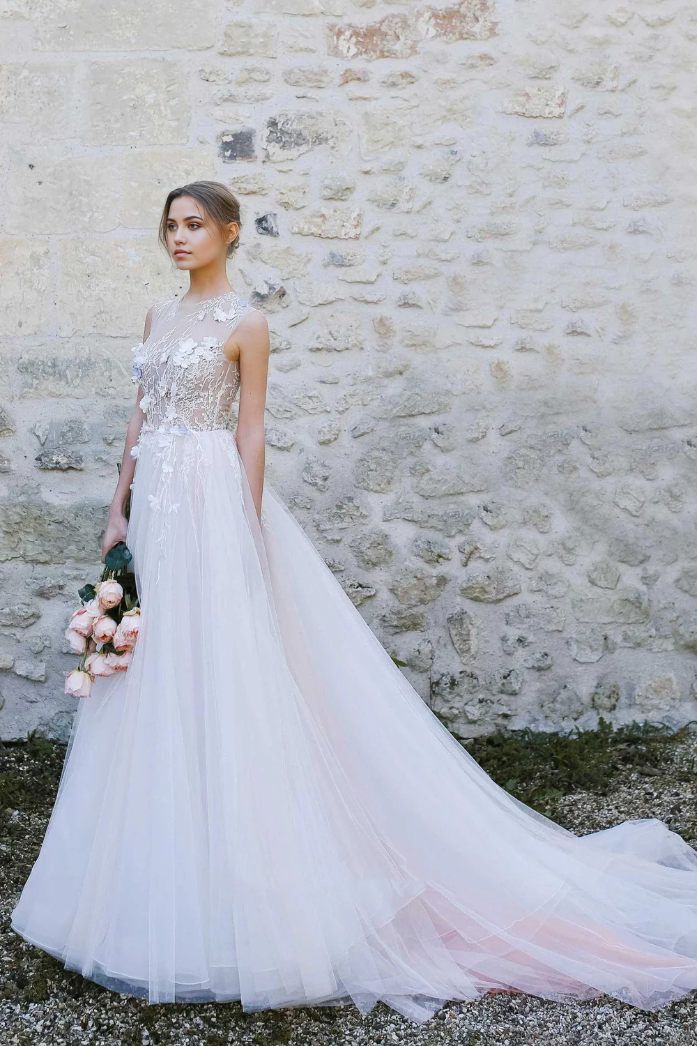 Wholesa A-Line Tulle Jewel-Neck Sleeveless Pleated Dress Wedding Dresses With Appliques Illusion