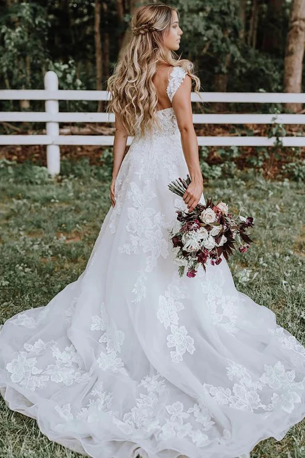 Wholesa A-line Beautiful Lace Tulle V-neck Forest Wedding Dress