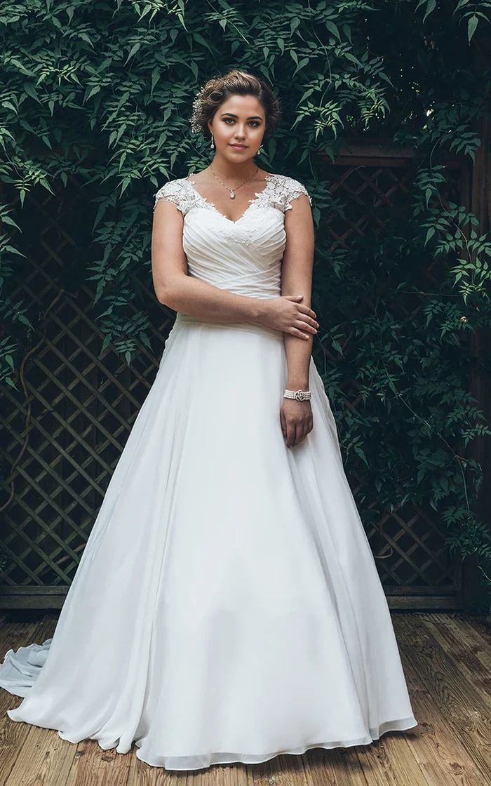 Wholesa A-Line V-Neck Cap Chiffon Appliques Criss Cross Court Train Wedding Dresses