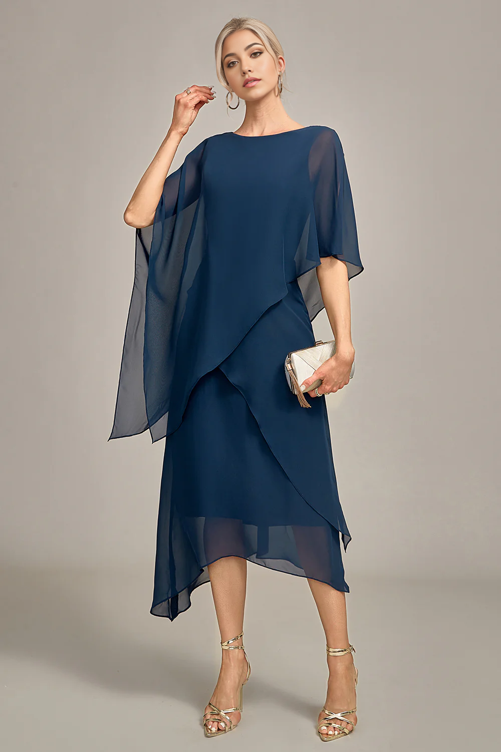 Wholesa A-line Chiffon Scoop Neck Mother of the Bride Dress