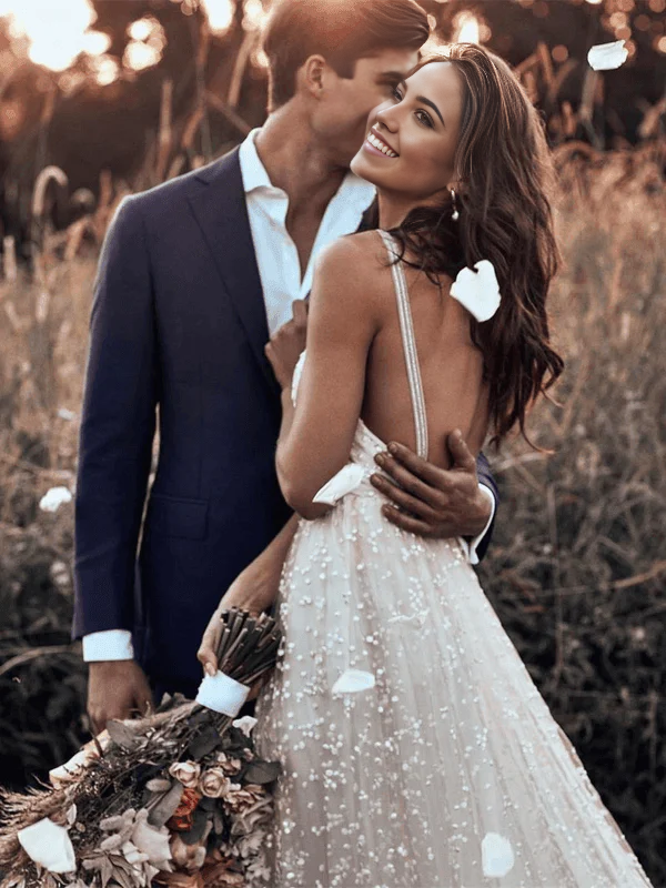 Wholesa A-line Lace Simple Rustic Backless Straps Long Train Wedding Dress