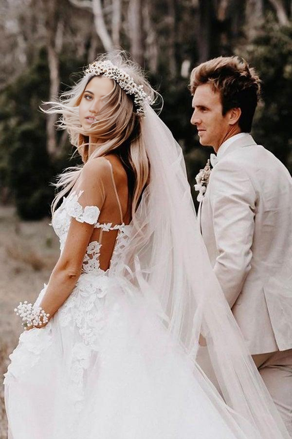 Wholesa A-line Off the Shoulder White Tulle Ball Gown Wedding Dresses with Applique