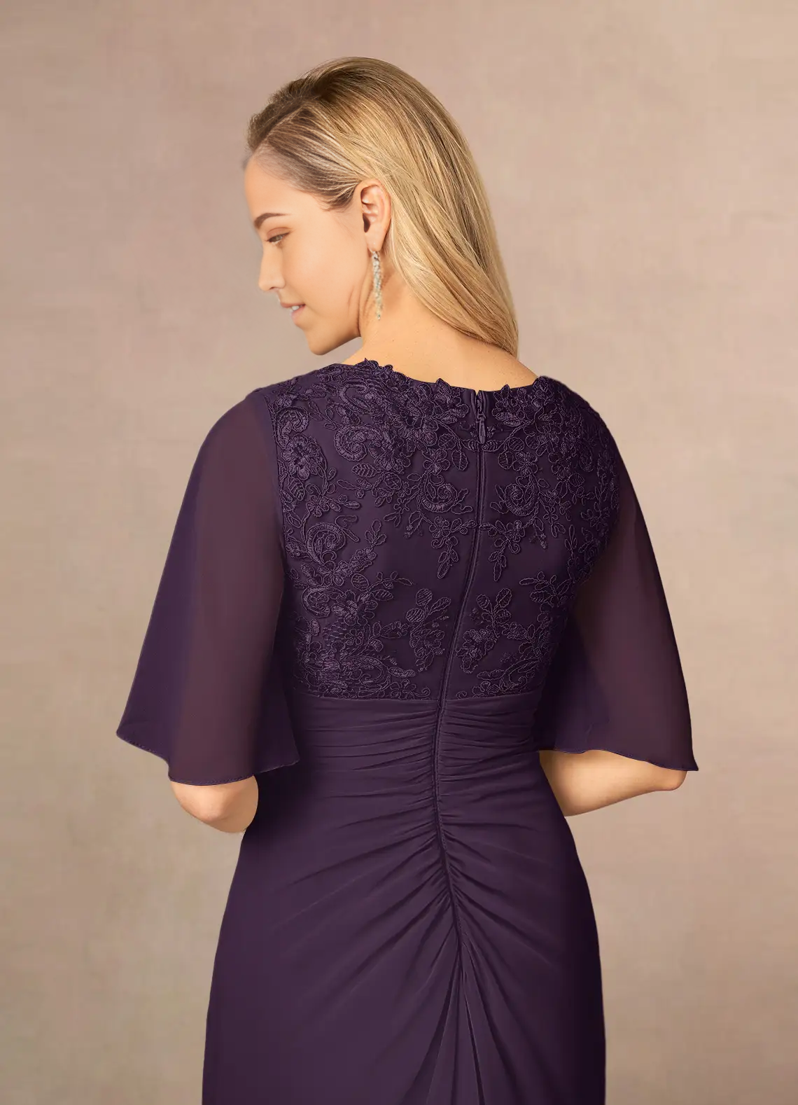 Wholesa A-Line V-Neck Lace Chiffon Appliques Plum Mother of the Bride Dresses