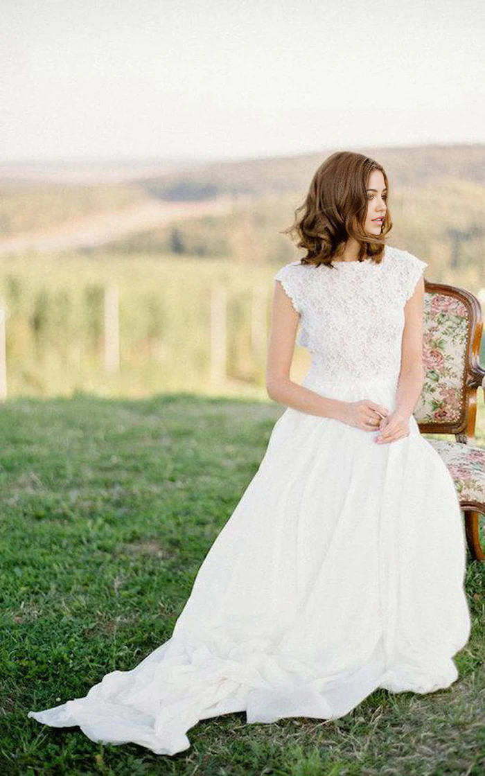 Wholesa Boho Lace Floor-Length Cap Dress Wedding Dresses With Keyhole Back