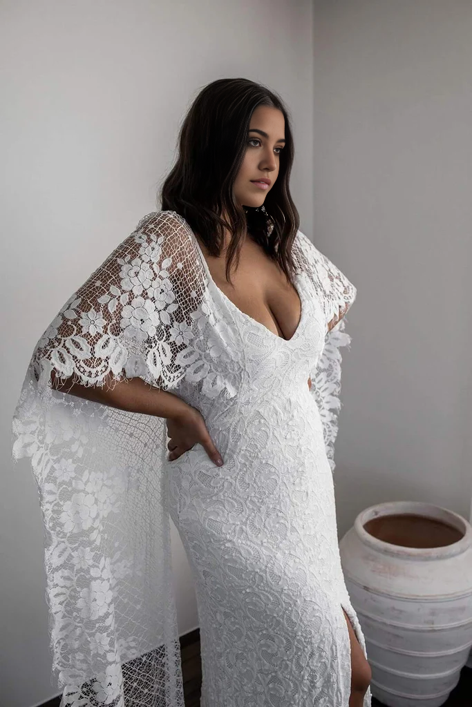 Wholesa Sheath Scoop Backless Lace Wedding Dress with Split Wraps