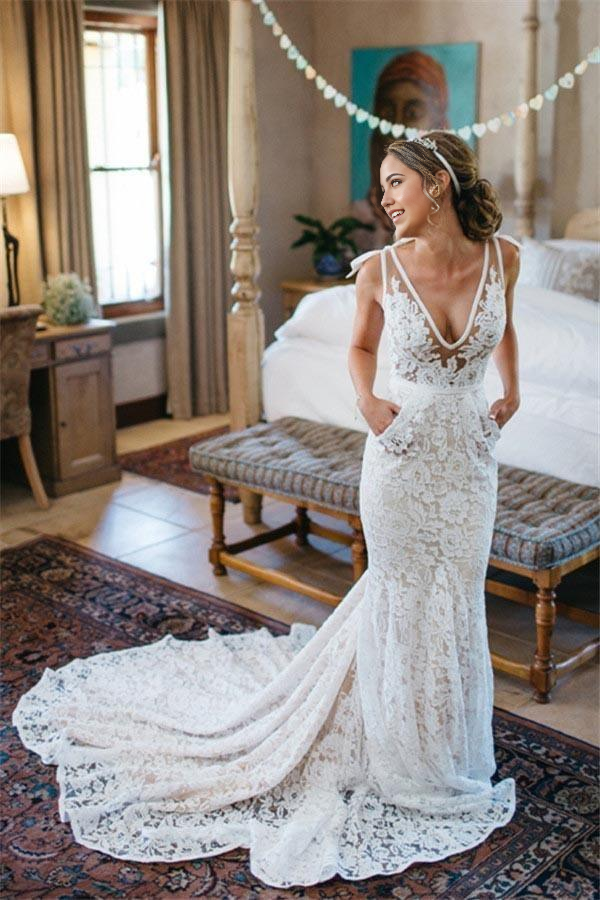 Wholesa Mermaid V-Neck Sleeveless Ruched Backless Lace Wedding Dress With Court Train