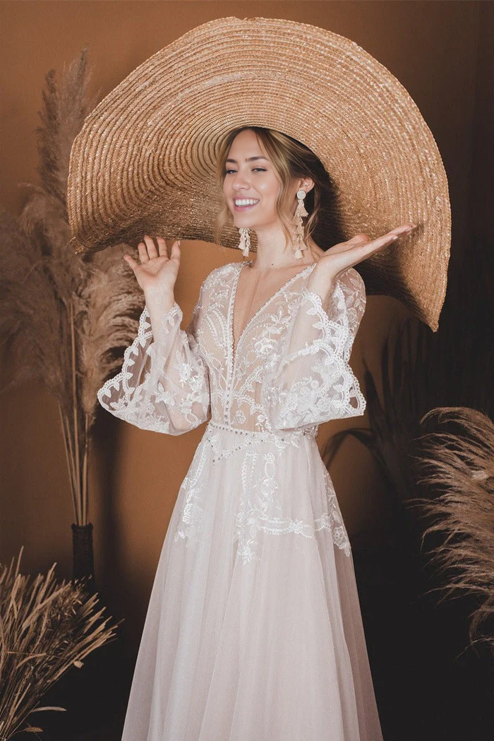 Wholesa A-Line Top Flare Sleeves Lace Open Back Wedding Dress