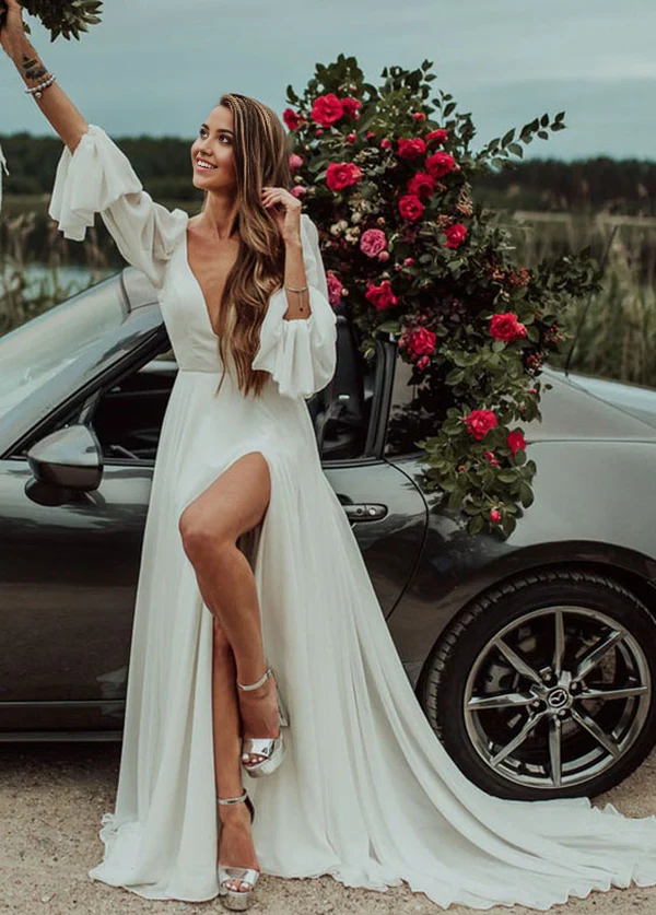 Wholesa A-Line Beach V-Neck Long-Sleeve High Slit Romantic Chiffon Wedding Dresses