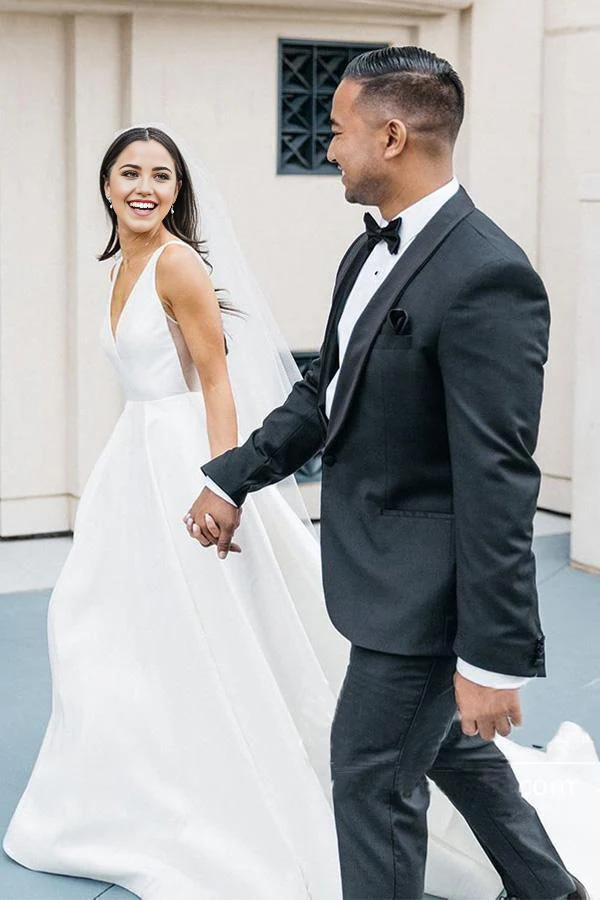 Wholesa A-line Simple Elegant V Neck Ivory Satin Wedding Dresses