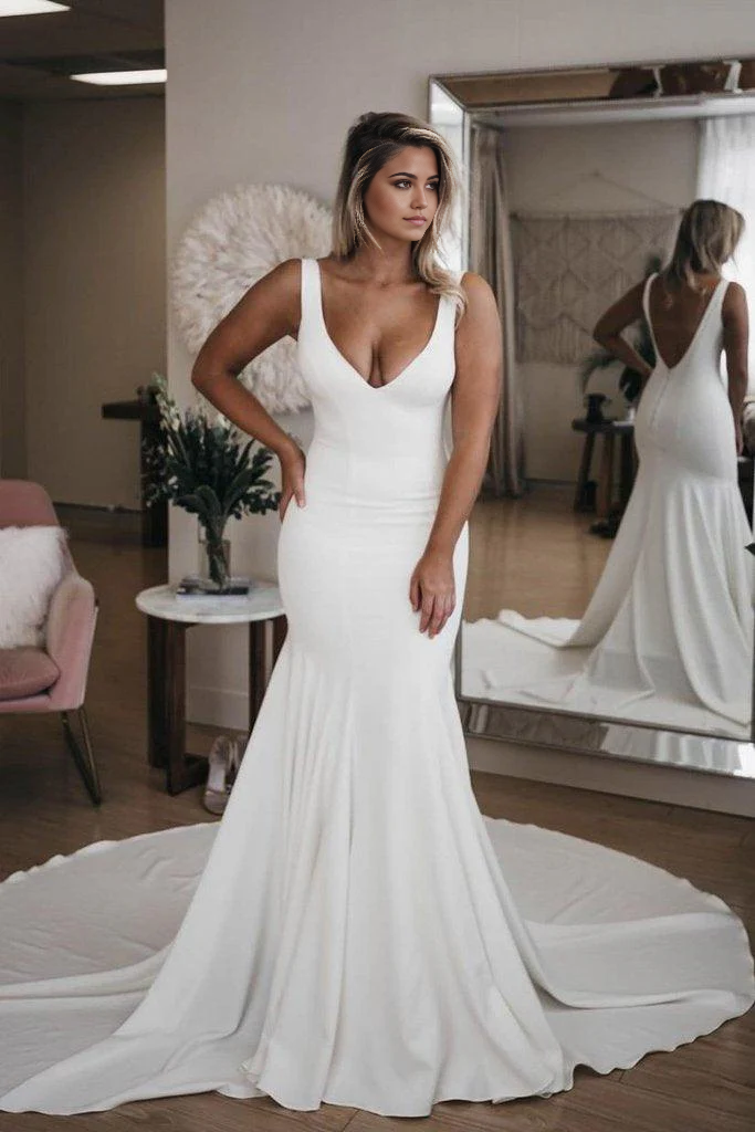 Wholesa Beach Mermaid Simple V Neck Wedding Dress With Long Train