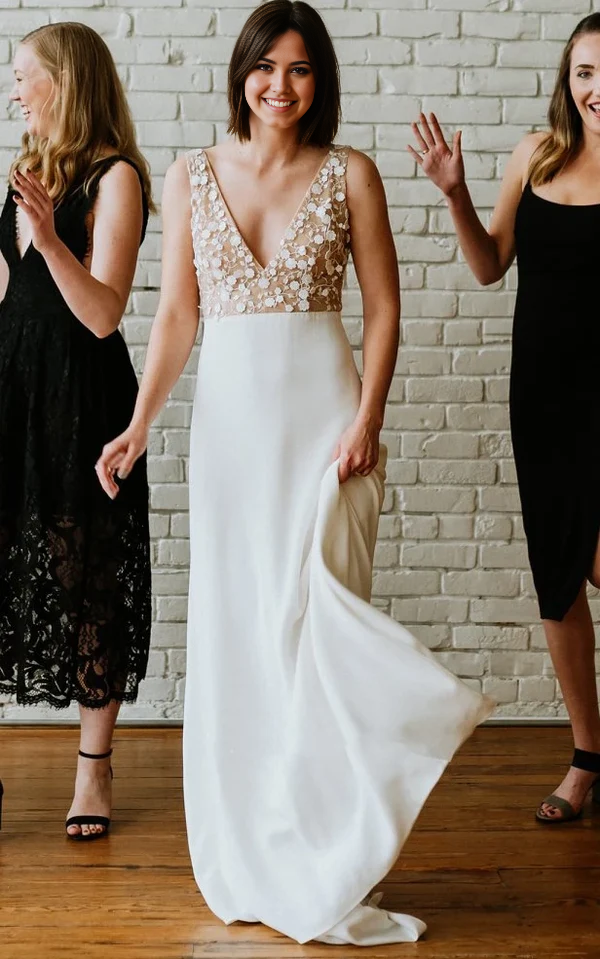 Wholesa A-Line V-neck Low-V Back Appliques Satin Simple Wedding Dress