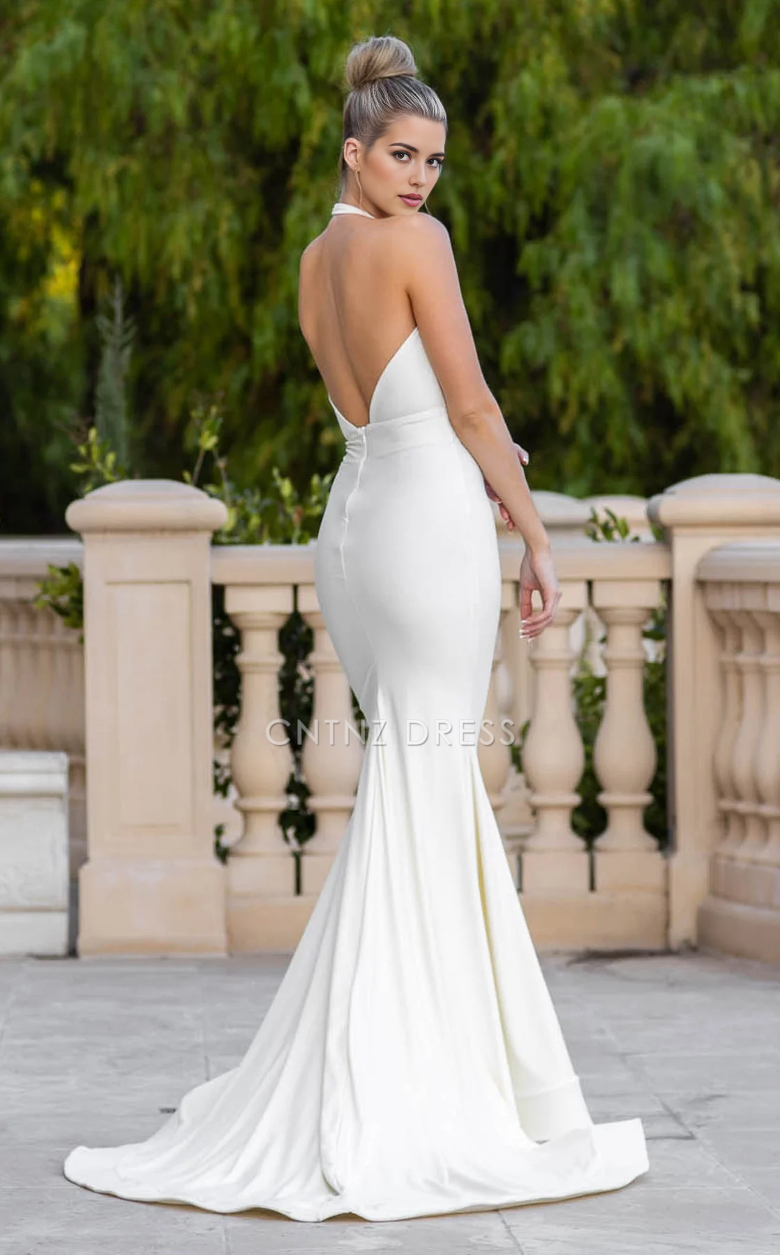 CNTNZ DRESS Fashion Mermaid Sleeveless Halter Deep V Neck Backless Sweep Train Elegant Simple Hot Sale Wedding Dress
