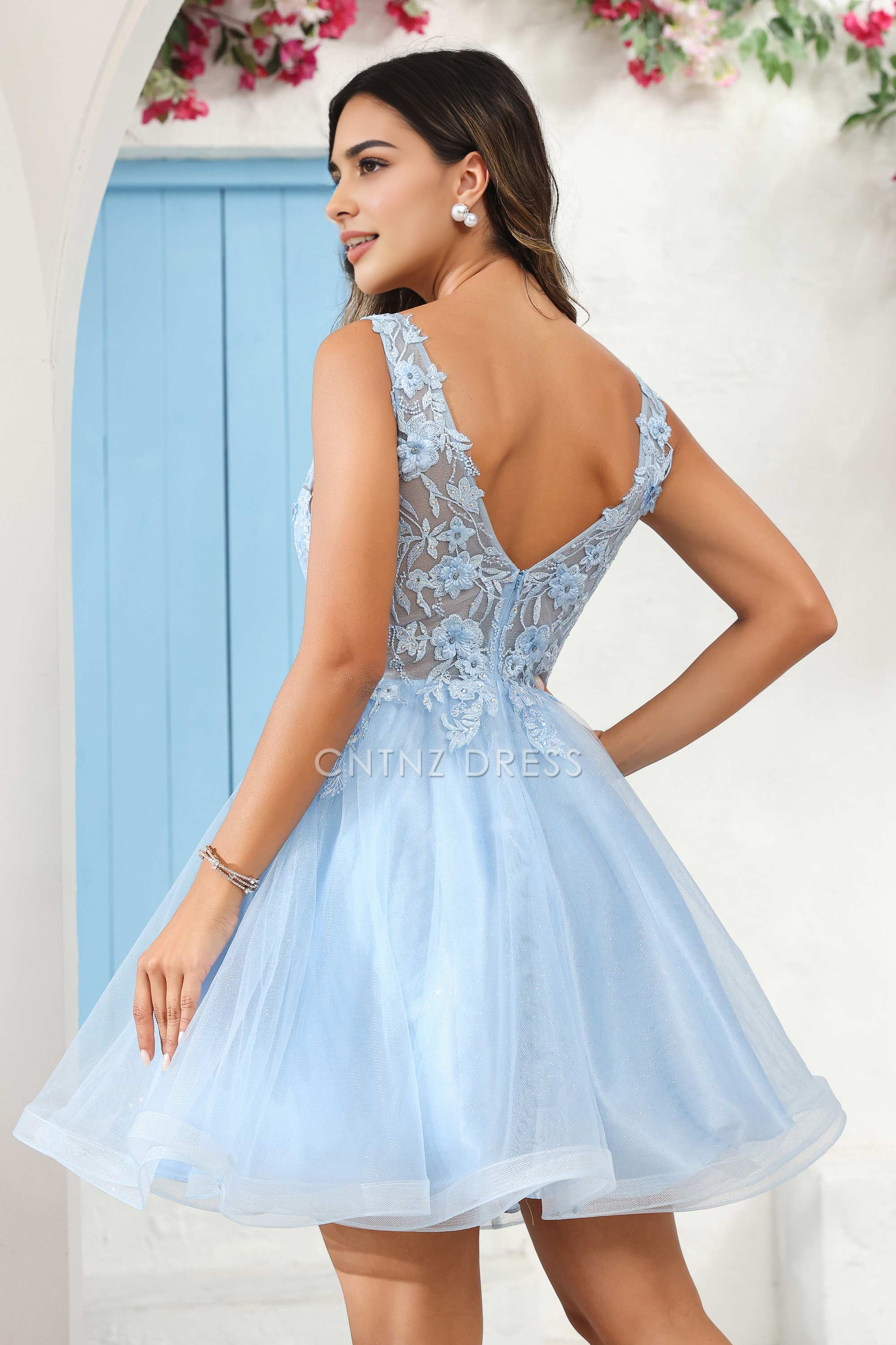 CNTNZ DRESS Exquisite A-Line Deep V Neck Sleeveless Floral Applique See-through Romantic Mini Dress Hot Sale Homecoming Dress