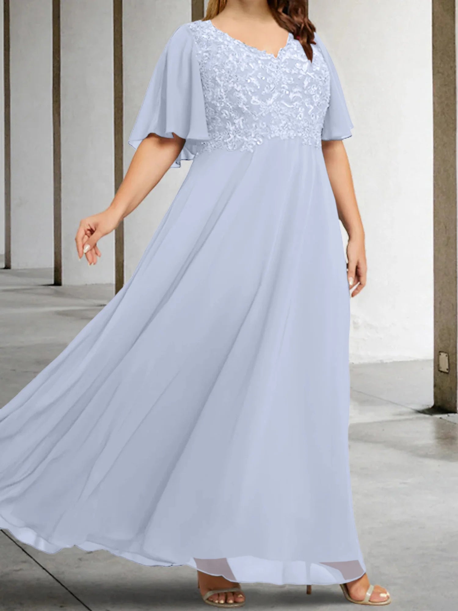 Wholesa A-Line Princess V-Neck Mother Of The Bride Dresses With Applique