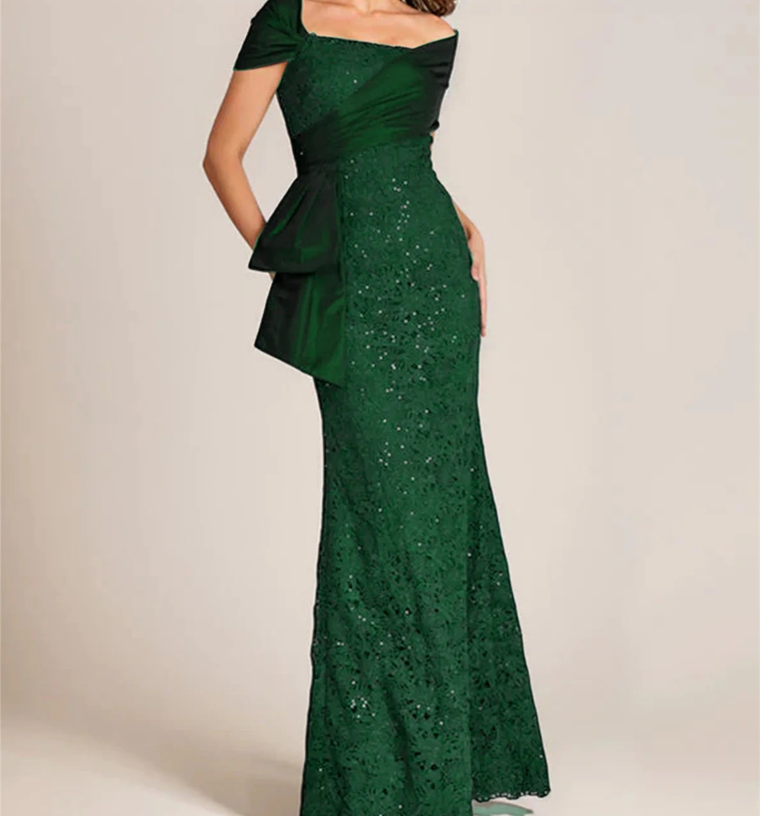 Wholesa Mermaid Off-The-Shoulder Lace Mother Of The Bride Dresses With Applique & Beading