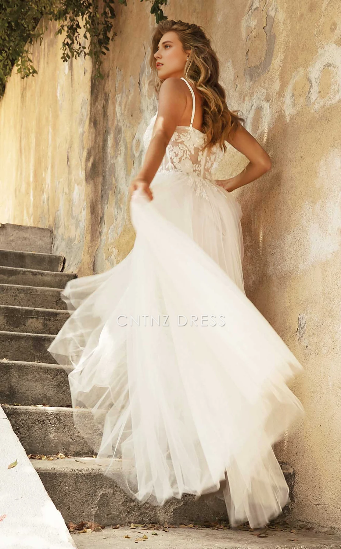 CNTNZ DRESS A Line Sleeveless Spaghetti Strap Illusion Neck Exquisite Lace Applique Hot Sale Wedding Dress