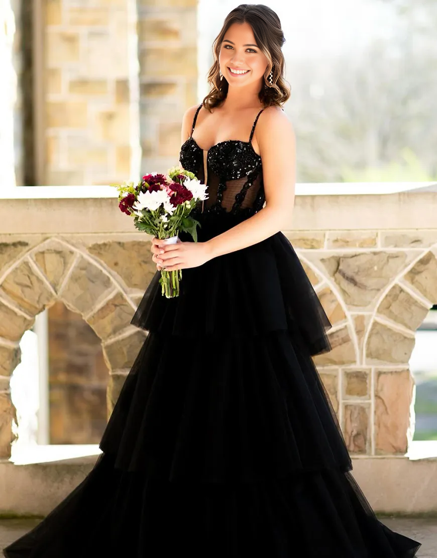 Wholesa A-Line Sparkly Spaghetti Straps Corset Ruffles Tulle Black Long formal dresses Bridesmaid Dresses evening gown Prom Dress