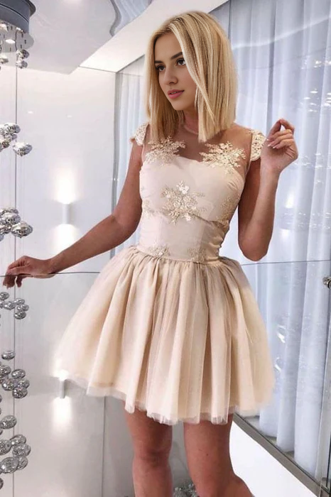 CNTNZ DRESS Hot Sale Short Prom Dress A-Line Sheer Neck Cap Sleeves Open Back with Appliques Cute Homecoming Dress