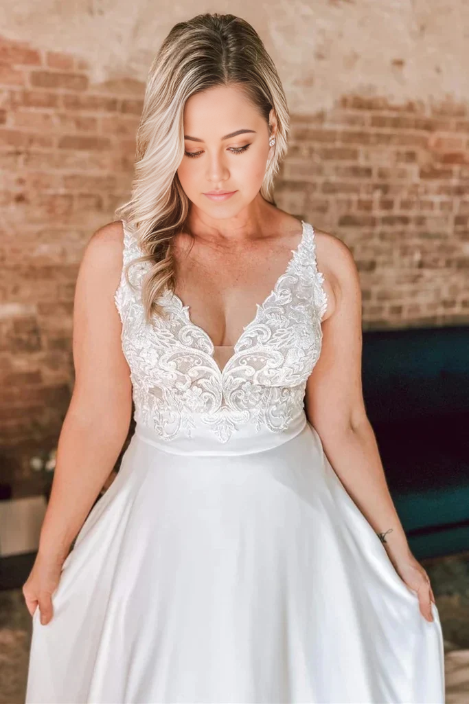 Wholesa A Line Floral Lace Open Back Ivory Long Wedding Dresses