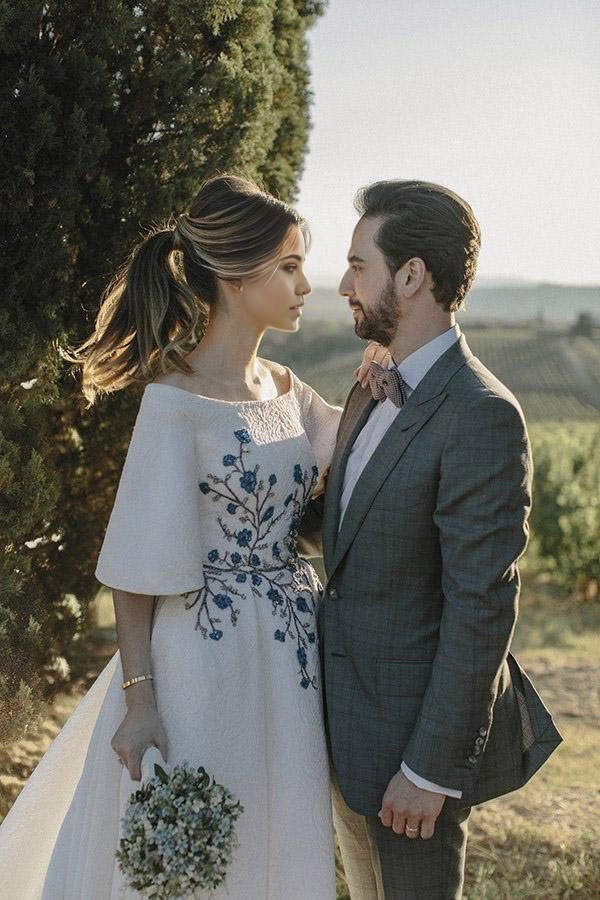 Wholesa Embroidery Romantic Half Sleeve Bridal Gown Wedding Dresses