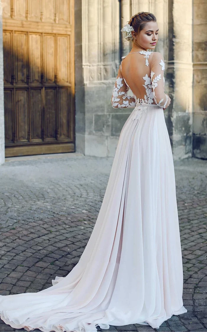 Wholesa A-Line Chiffon Appliqued Bateau Illusion Long Sleeve Wedding Dress