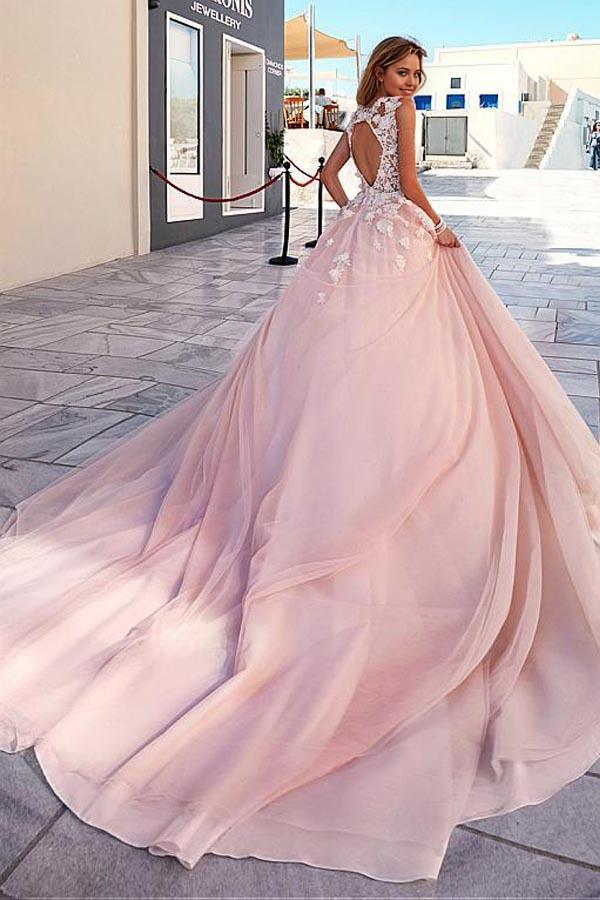 Wholesa A-Line Romantic Tulle Scoop Neckline Wedding Dresses