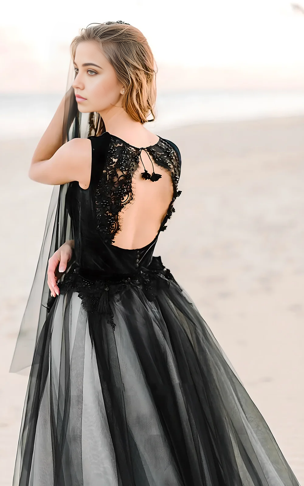 Wholesa A-Line Beach Lace Tulle Square Neck Floor Wedding Dress with Keyhole Back