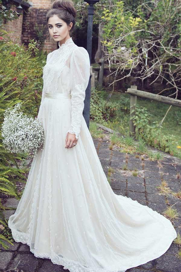 Wholesa A-Line High Neck Long Sleeves Lace Wedding Dress with Appliques