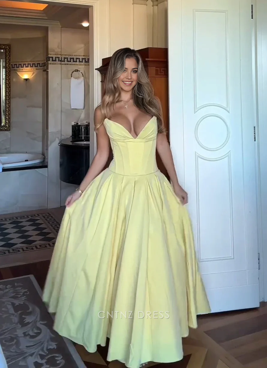 Wholesa A Line Elegant Strapless Yellow Satin formal dresses Bridesmaid Dresses evening gown Prom Dress
