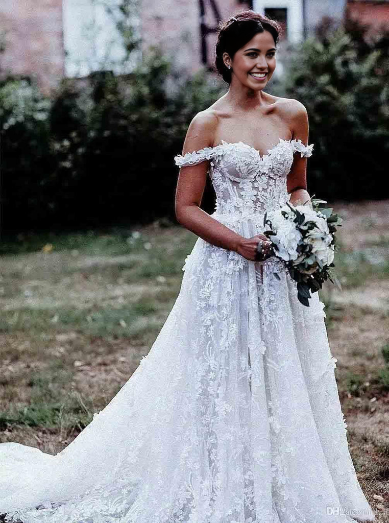 Wholesa A-Line Elegant Off Shoulder White Tulle Wedding Dress with Appliques