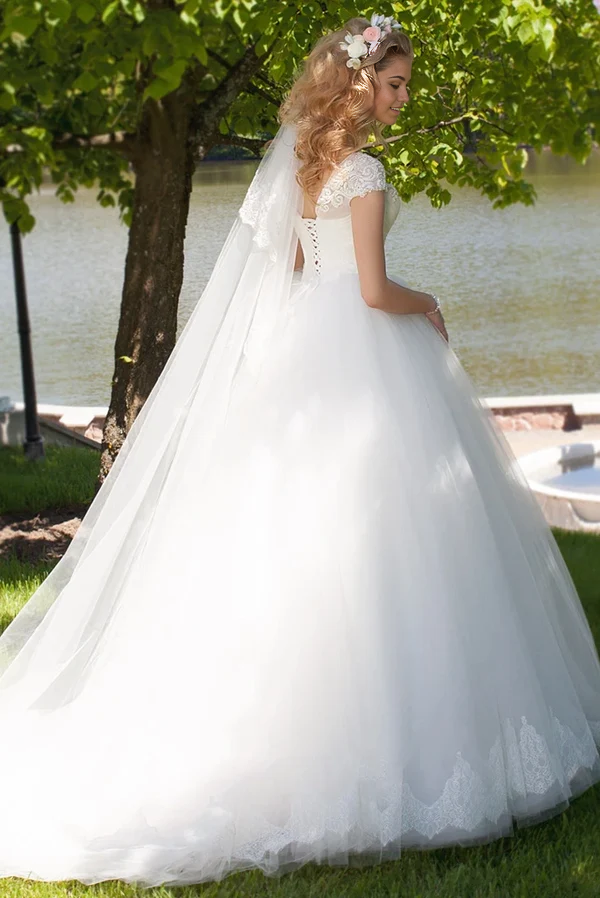 Wholesa A-line V-Neck Ruched Cap Sleeve Tulle Ball Gown Wedding Dress