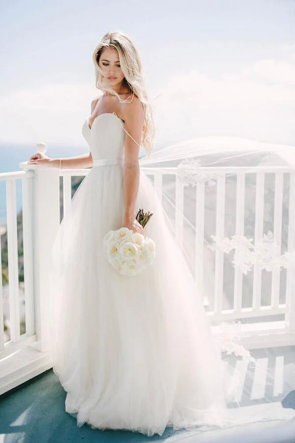 Wholesa A-line Tulle Sweetheart Spaghetti Strap Ivory Wedding Dress