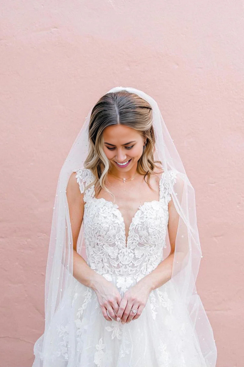 Wholesa A-Line V Neck Tulle Appliques Wedding Dresses