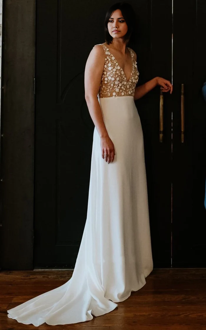 Wholesa A-Line V-neck Low-V Back Appliques Satin Simple Wedding Dress