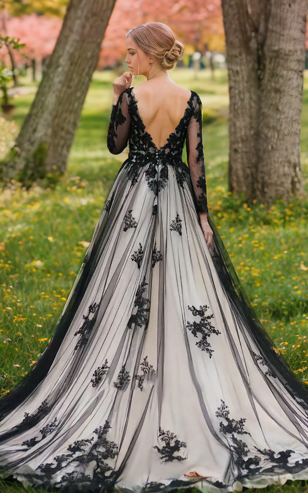Wholesa Boho Lace Flowy Forest Sleeved Backless Bridal Gown with Court Train Wedding Dress