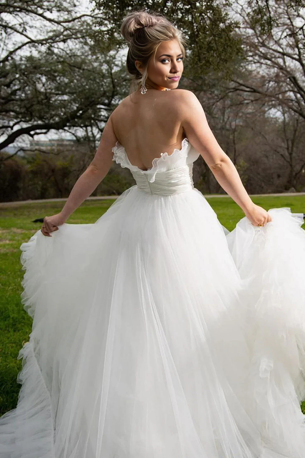 Wholesa A-Line Strapless Tulle Wedding Dress