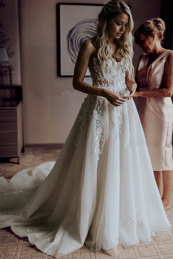 Wholesa A-Line Sweetheart Appliques Sweep Train Wedding Dress with Beading