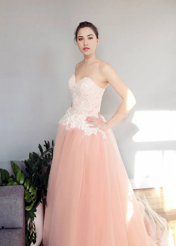 Wholesa A-Line Sweetheart Tulle Skirt Appliques Wedding Dresses