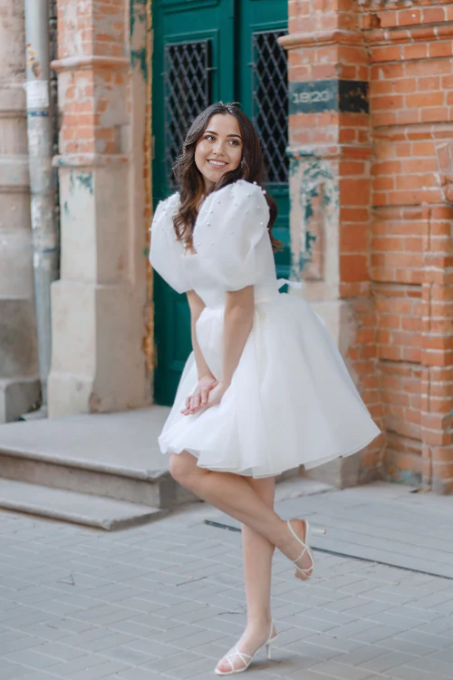 Wholesa A-Line Square-Neck Puffy Pearls Sleeves Short Wedding Dress