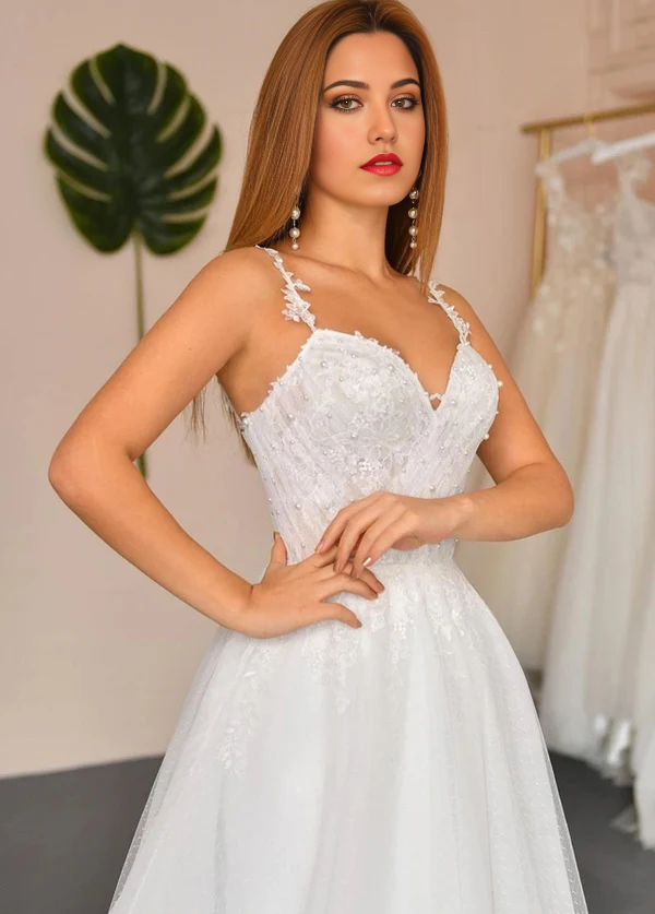 Wholesa A-line Spaghetti Straps Sleeveless Appliques Tulle Pearls Wedding Dress