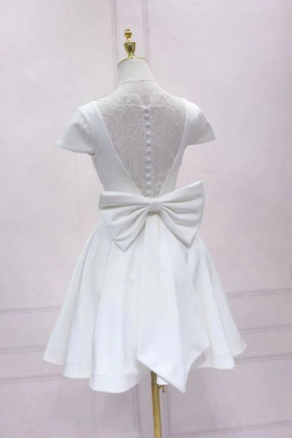 Wholesa A Line V-Neck Cap Sleeves White Homecoming Dress formal dresses Bridesmaid Dresses evening gown Prom Dress