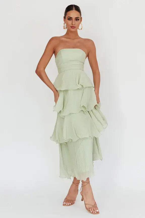 Exquisite A Line Strapless Layered Ruffle Edges Sleeveless Backless Romantic Long Wedding Guest Dress Hot Sale Prom Dress