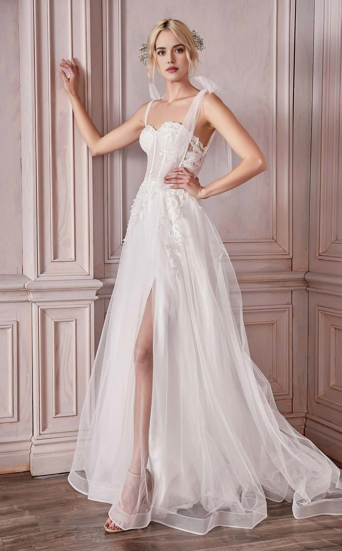 CNTNZ DRESS Fantastic A-Line Sweetheart Neckline Pleated Lace Applique Backless Slit Fashion Hot Sale Wedding Dress